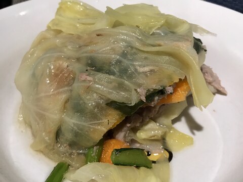 キャベツ大量消費に！豚肉と野菜のミルフィーユ